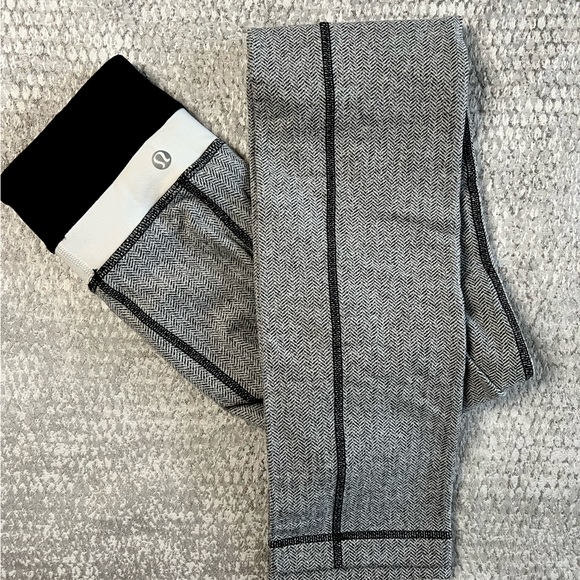 lululemon athletica Pants - LuluLemon Light Herringbone Pattern Mini Flared Pant 32"